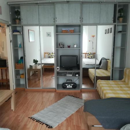 Var Apartman Miskolc Ngoại thất bức ảnh